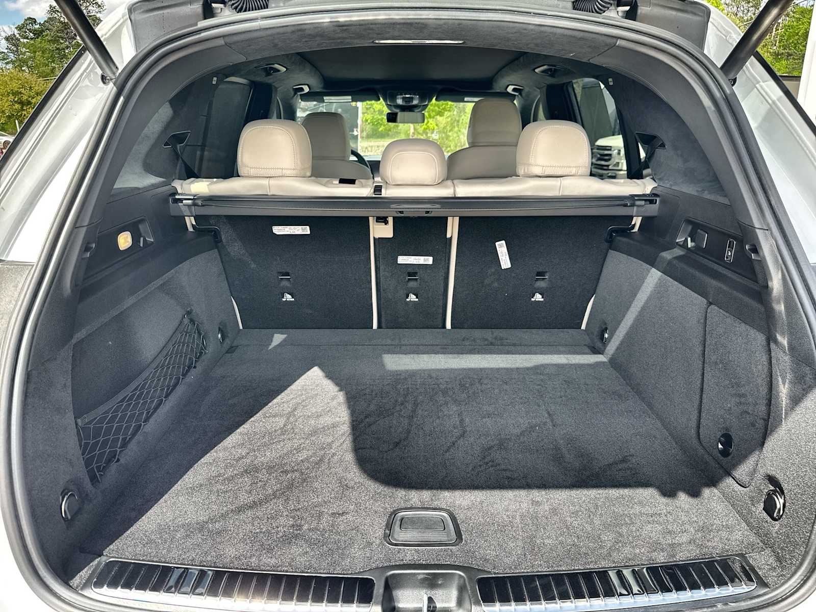 Thumbnail: 2026 Mercedes-Benz GL-Class - 17