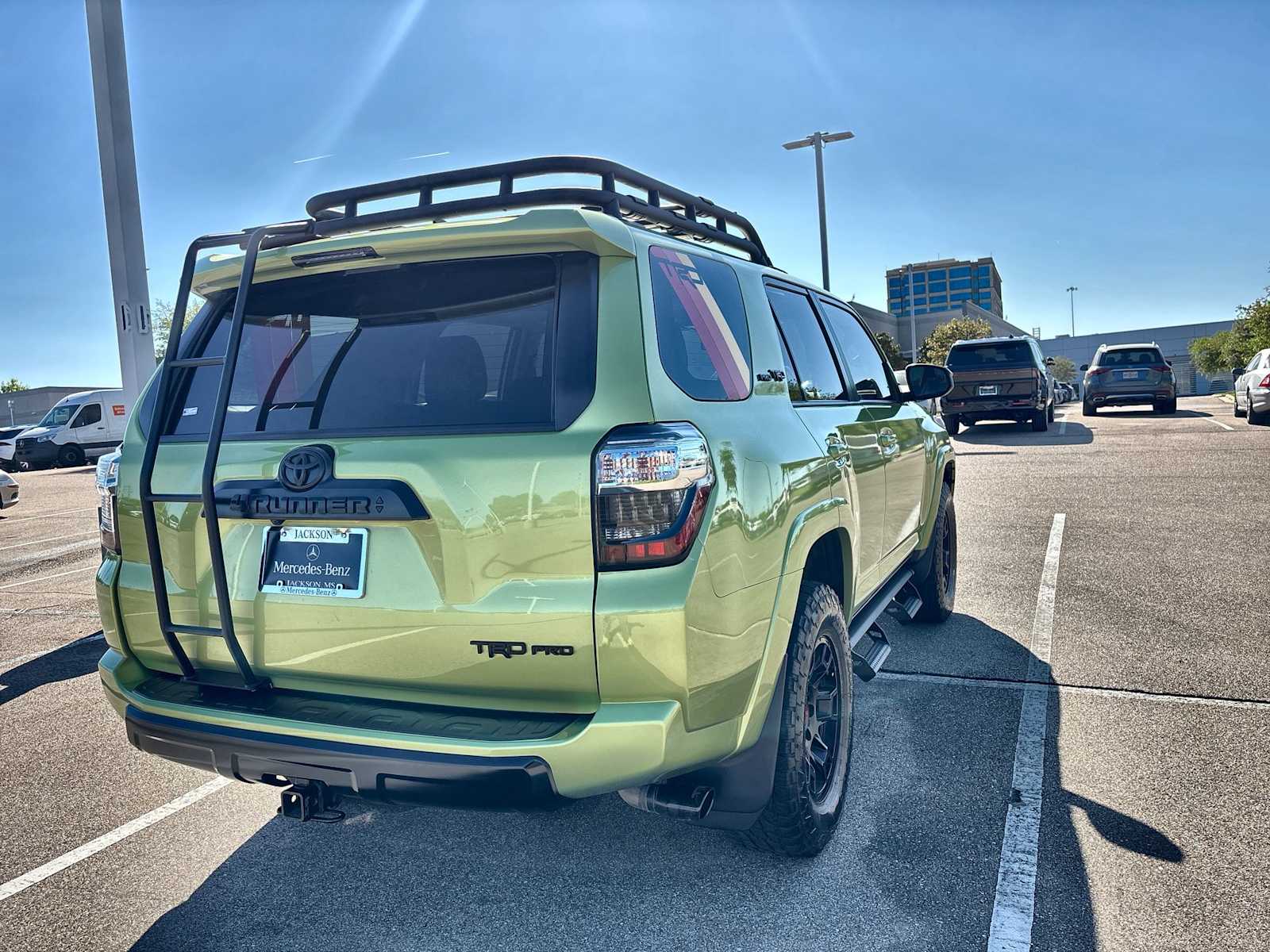 Thumbnail: 2022 Toyota 4Runner - 7