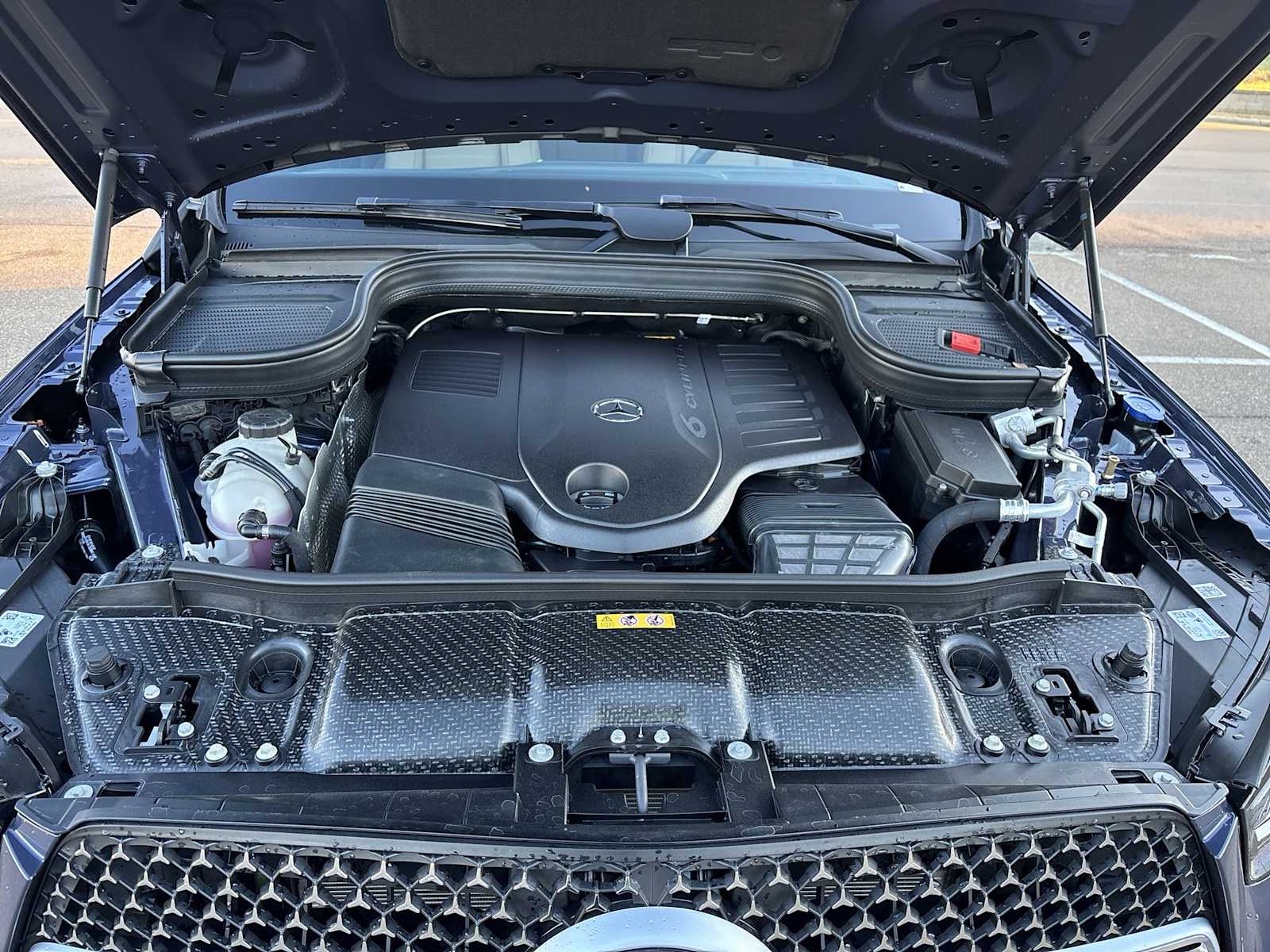 Thumbnail: 2026 Mercedes-Benz GLE - 13