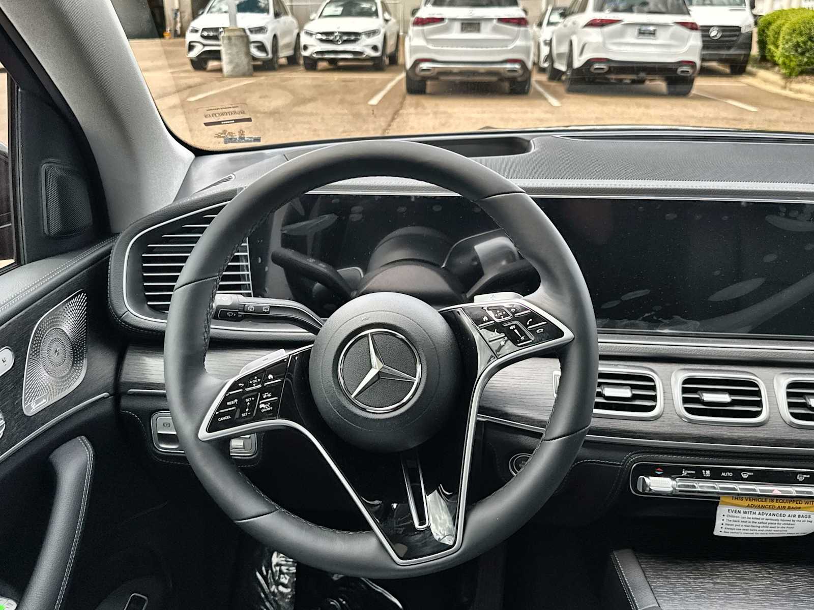 Thumbnail: 2026 Mercedes-Benz GLE - 21