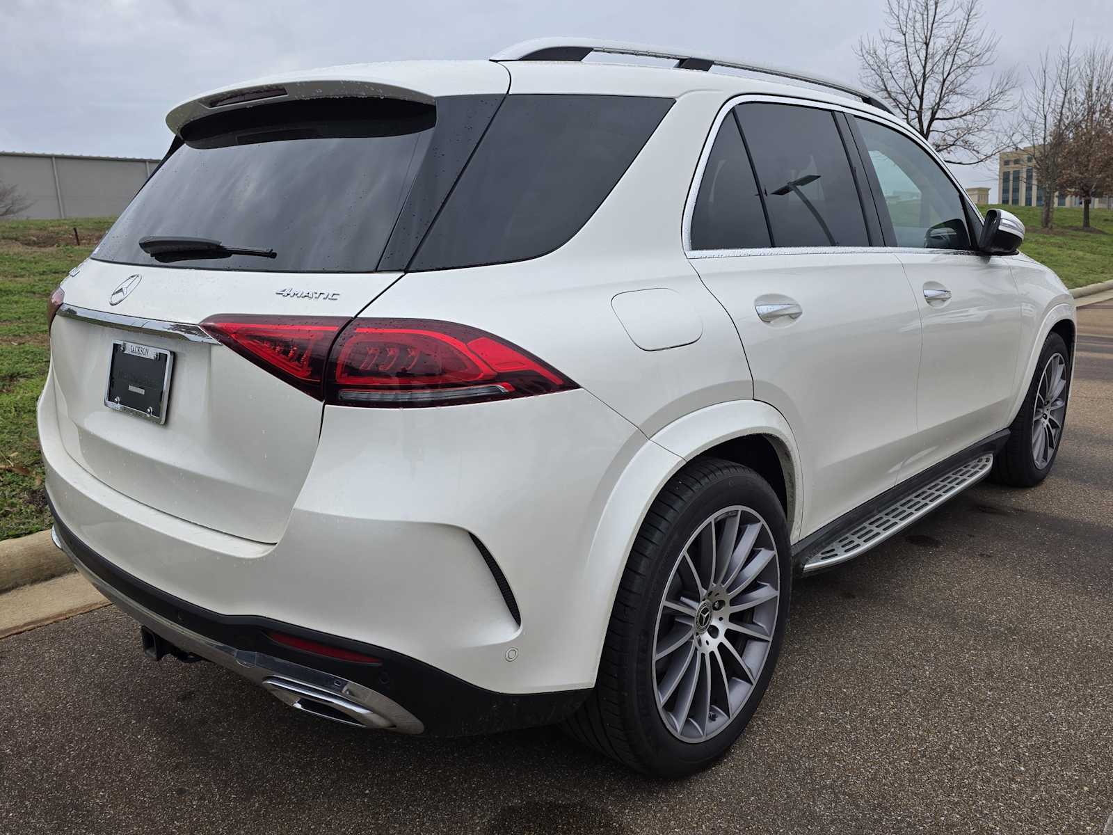 Thumbnail: 2021 Mercedes-Benz GLE - 2