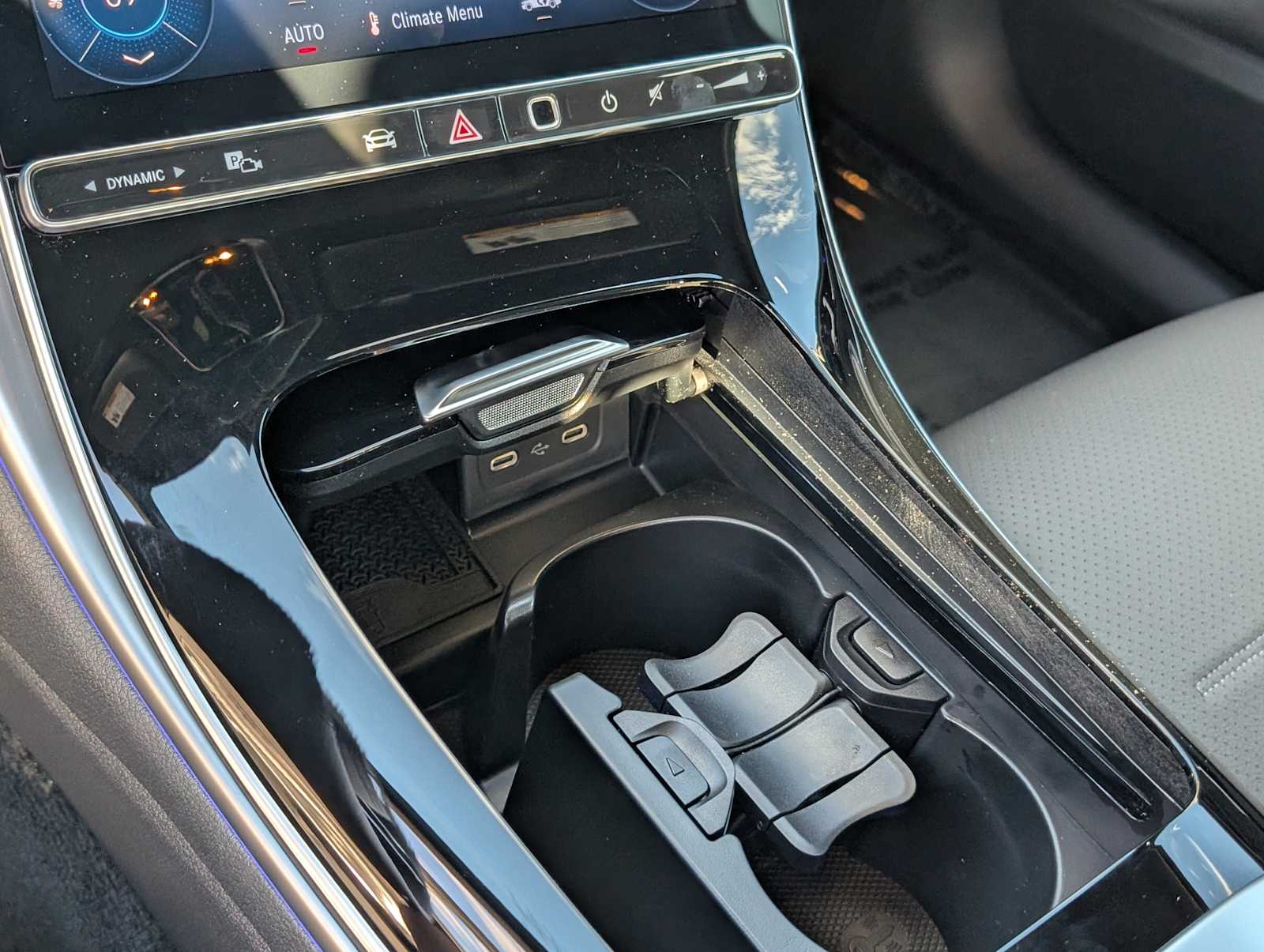 Thumbnail: 2026 Mercedes-Benz C-Class - 14