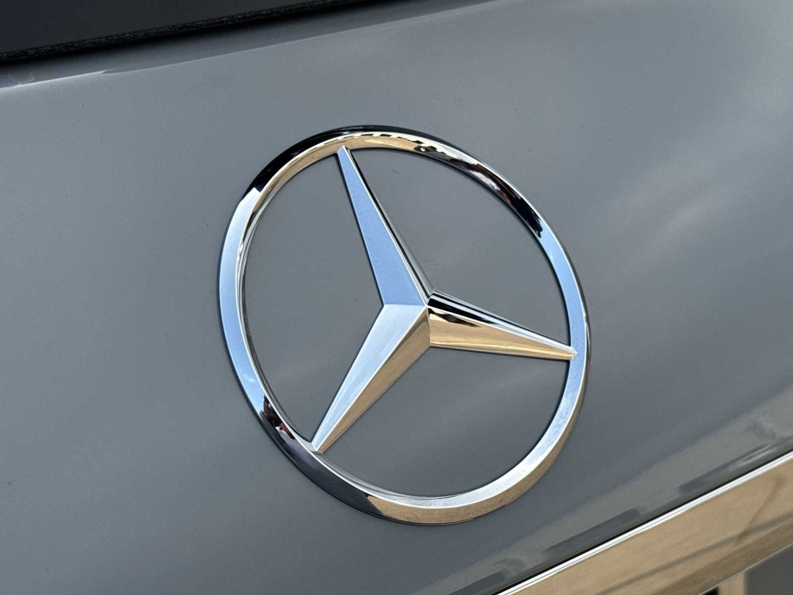 Thumbnail: 2026 Mercedes-Benz GLE - 10