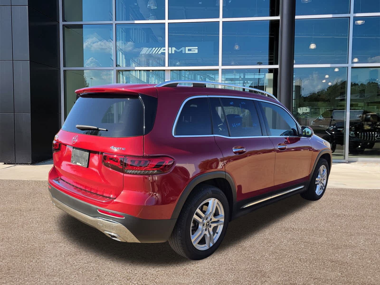 Thumbnail: 2020 Mercedes-Benz GLB - 3