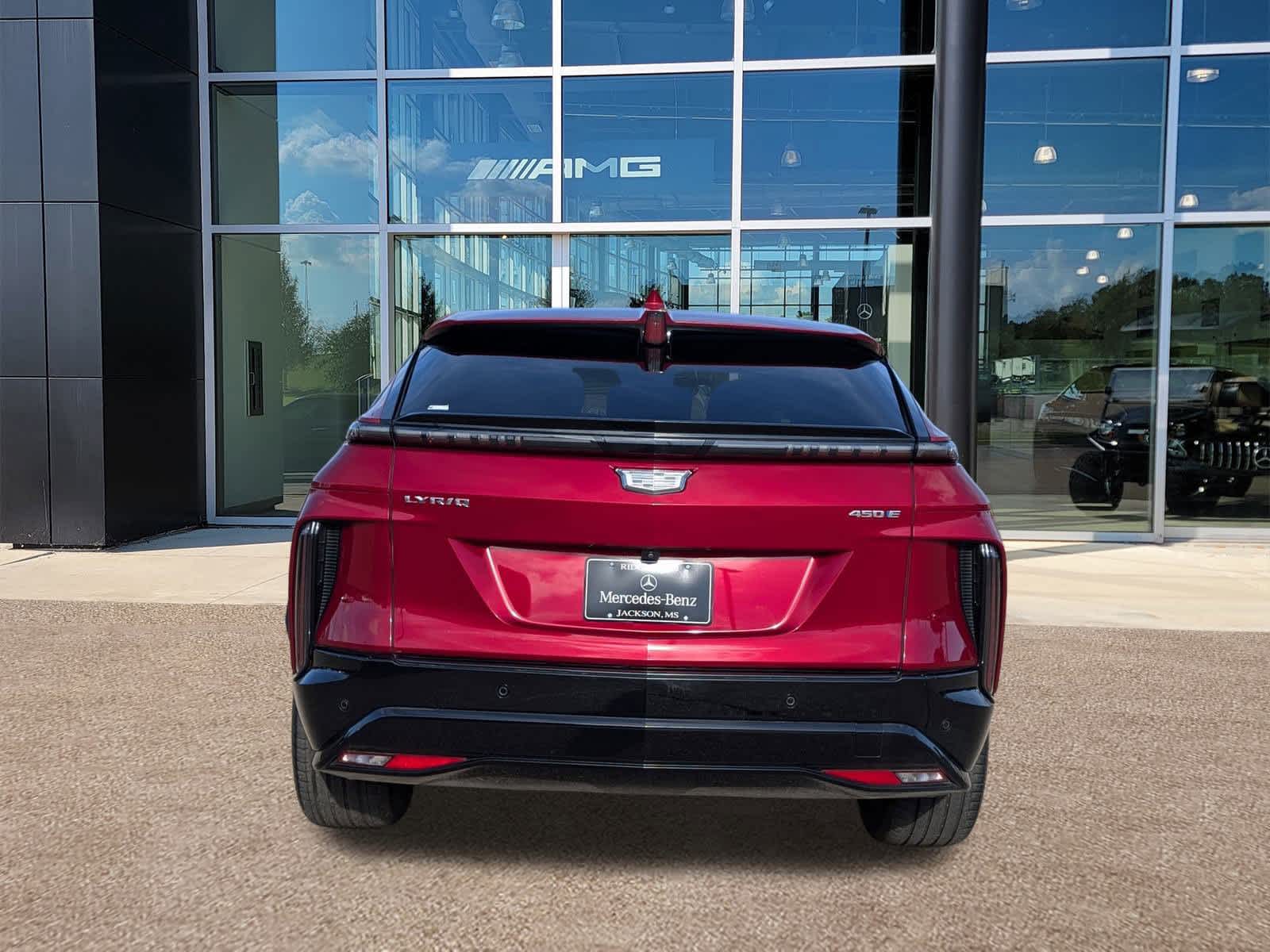 Thumbnail: 2024 Cadillac Lyriq - 6