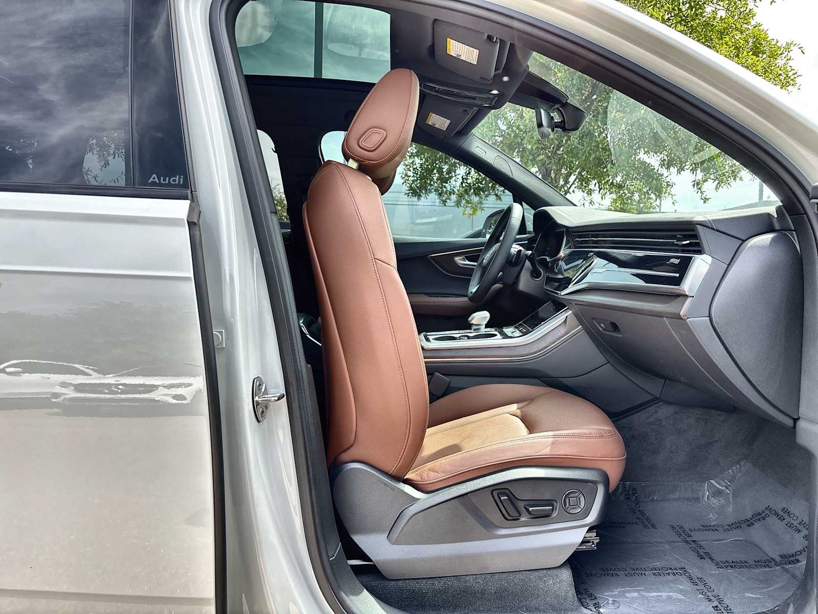 Thumbnail: 2025 Audi Q7 - 9