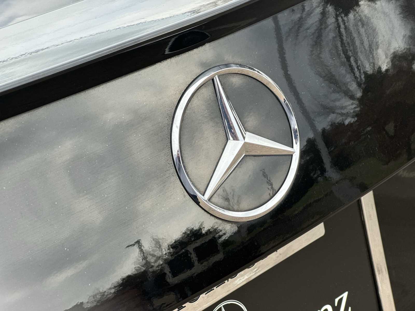 Thumbnail: 2023 Mercedes-Benz C-Class - 10