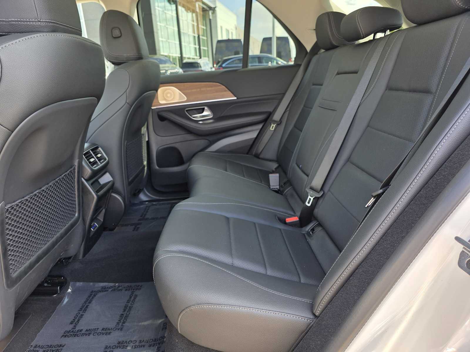 Thumbnail: 2025 Mercedes-Benz GLE - 13