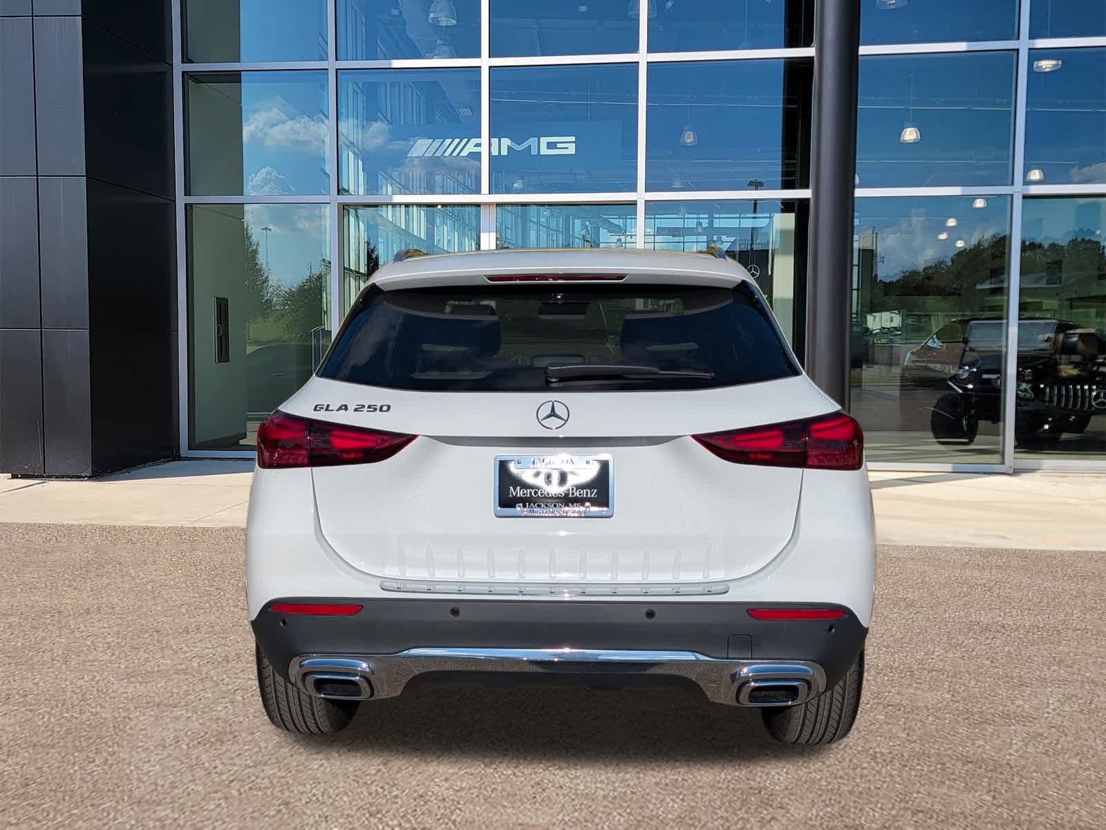 Thumbnail: 2026 Mercedes-Benz GLA - 5