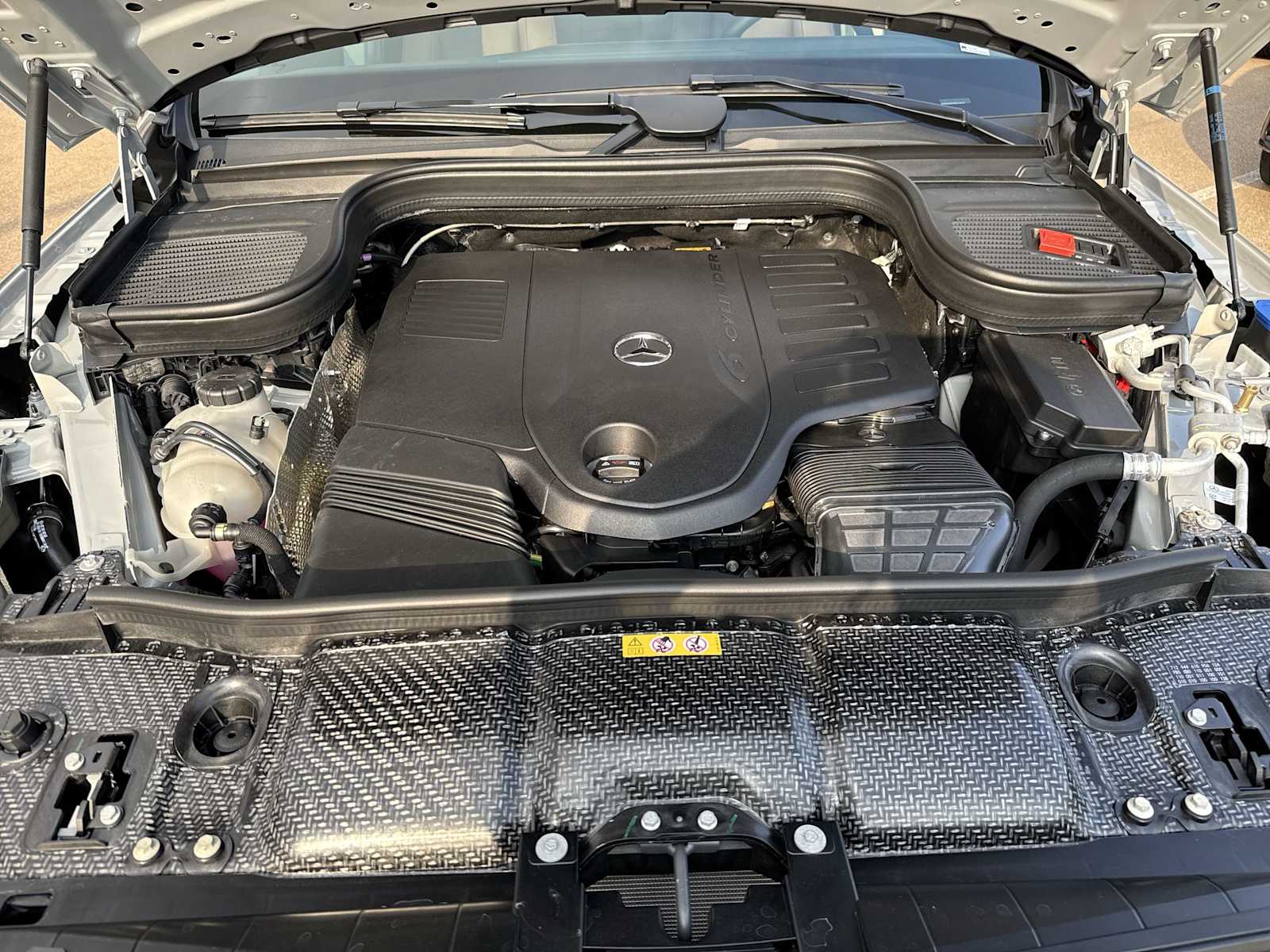 Thumbnail: 2026 Mercedes-Benz GLE - 13