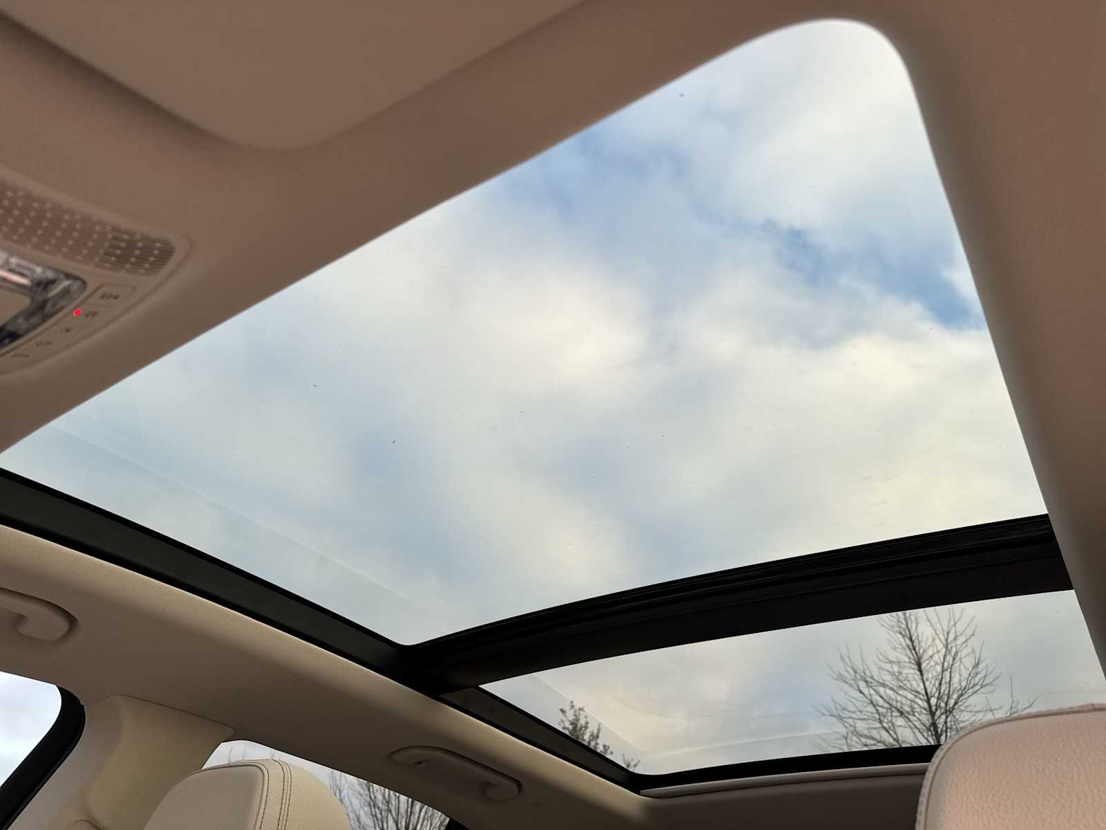 Thumbnail: 2026 Mercedes-Benz GLE - 17