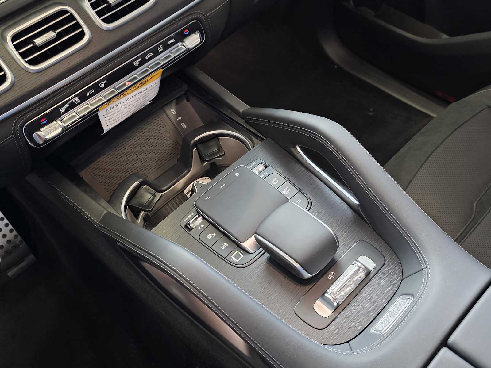 Thumbnail: 2026 Mercedes-Benz GLE - 21