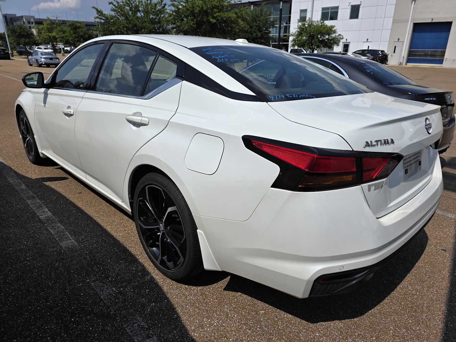 Thumbnail: 2023 Nissan Altima - 7