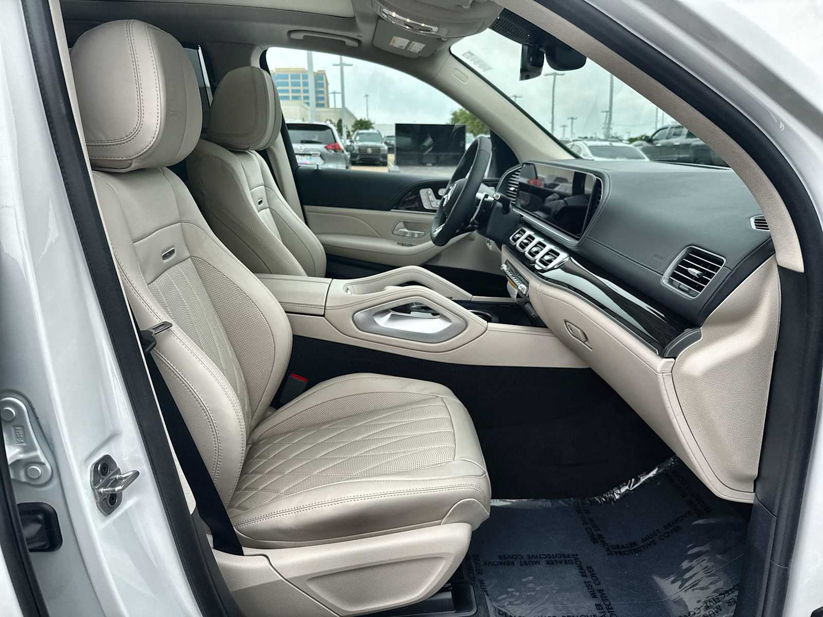 Thumbnail: 2026 Mercedes-Benz GLE - 9