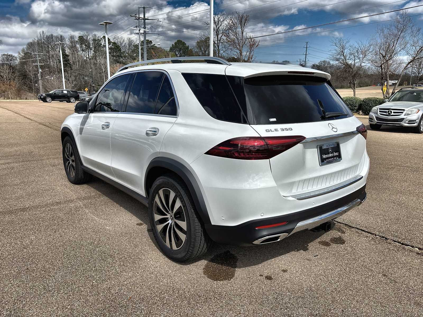 Thumbnail: 2026 Mercedes-Benz GLE - 6