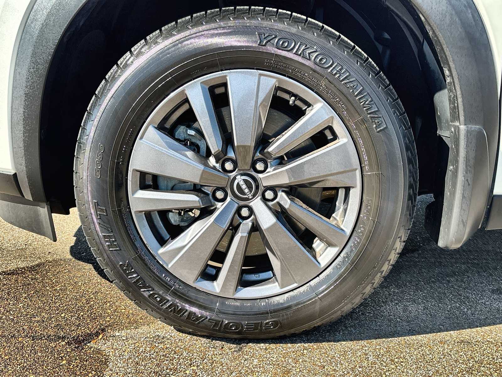 Thumbnail: 2022 Nissan Pathfinder - 14