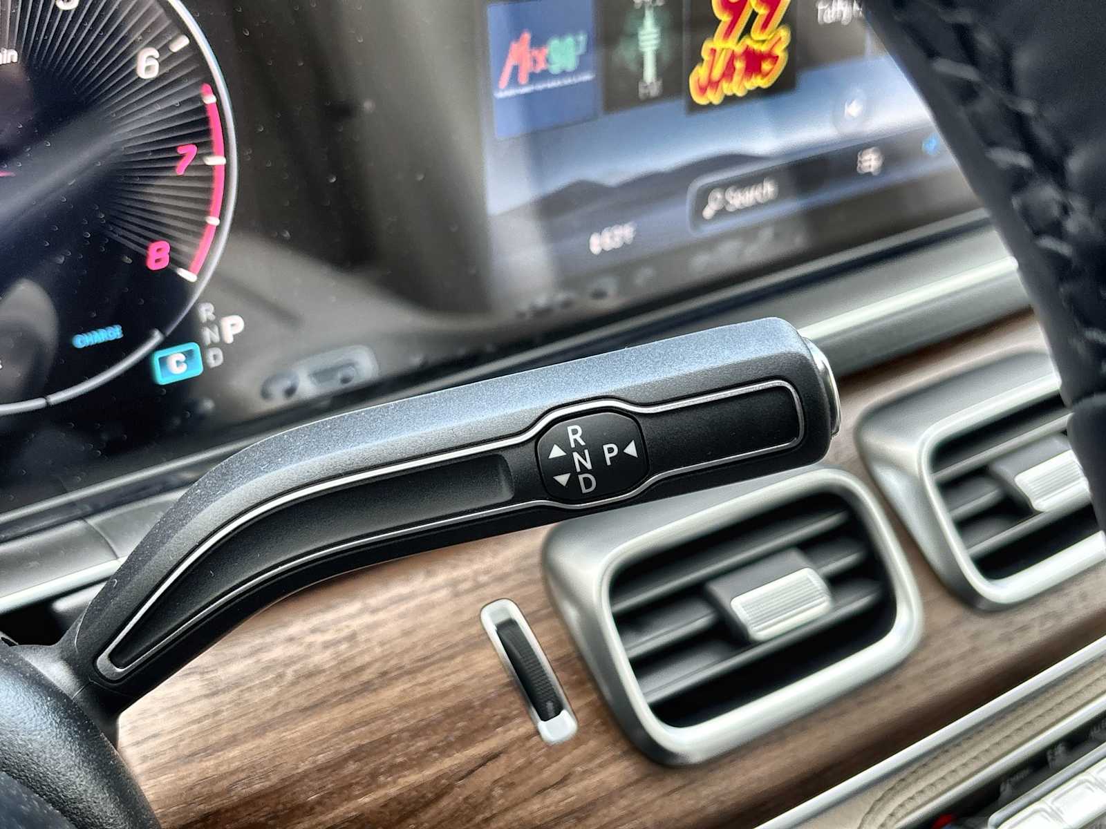 Thumbnail: 2026 Mercedes-Benz GLE - 23