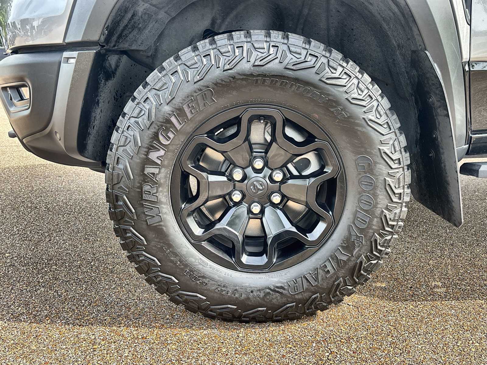 Thumbnail: 2026 RAM 1500 - 14