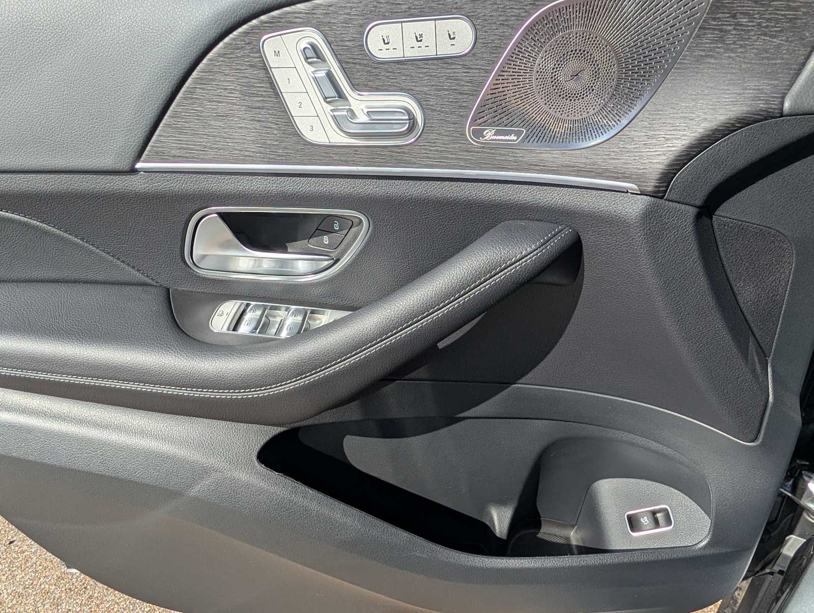 Thumbnail: 2026 Mercedes-Benz GLS - 17