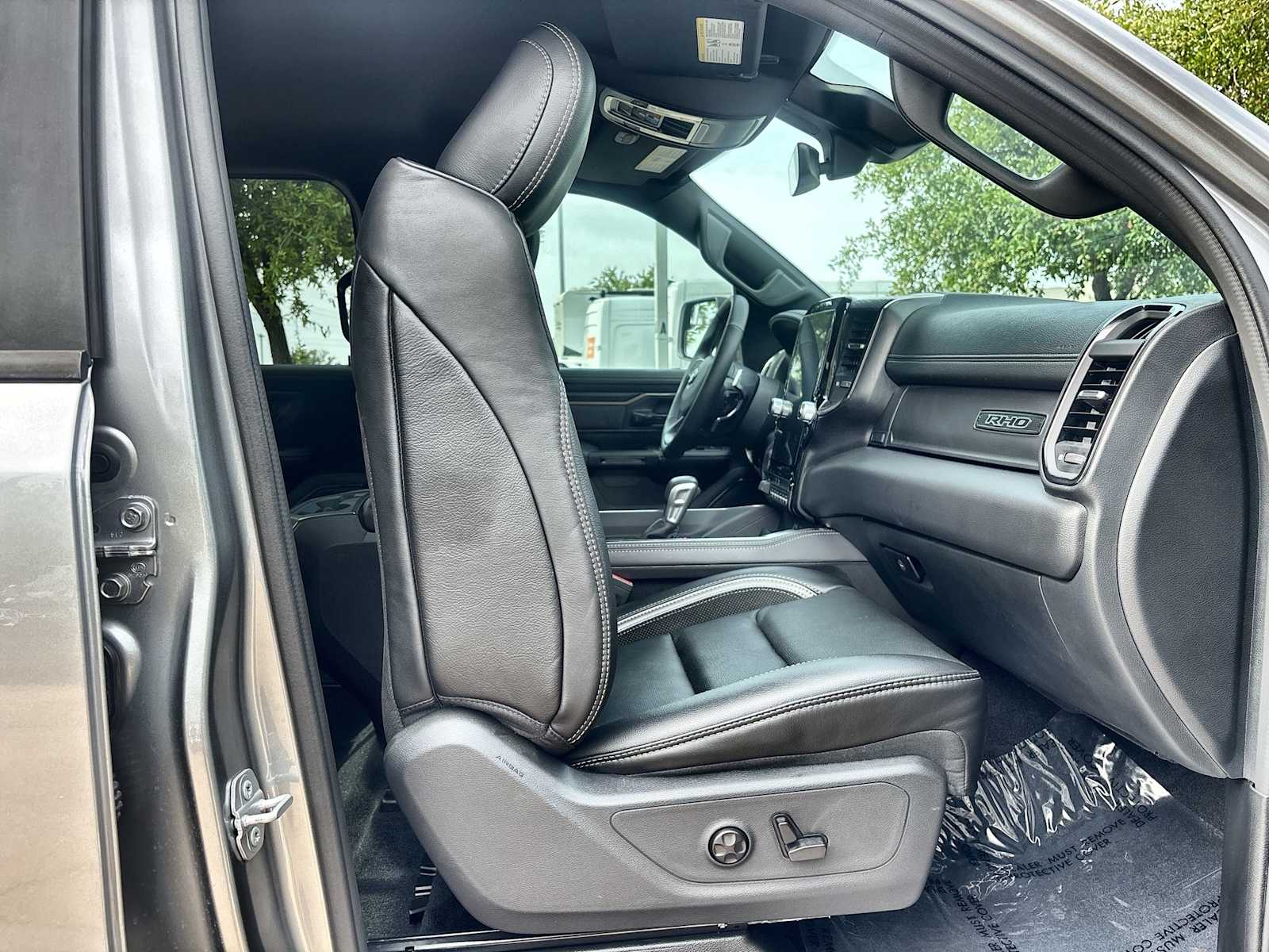 Thumbnail: 2026 RAM 1500 - 9