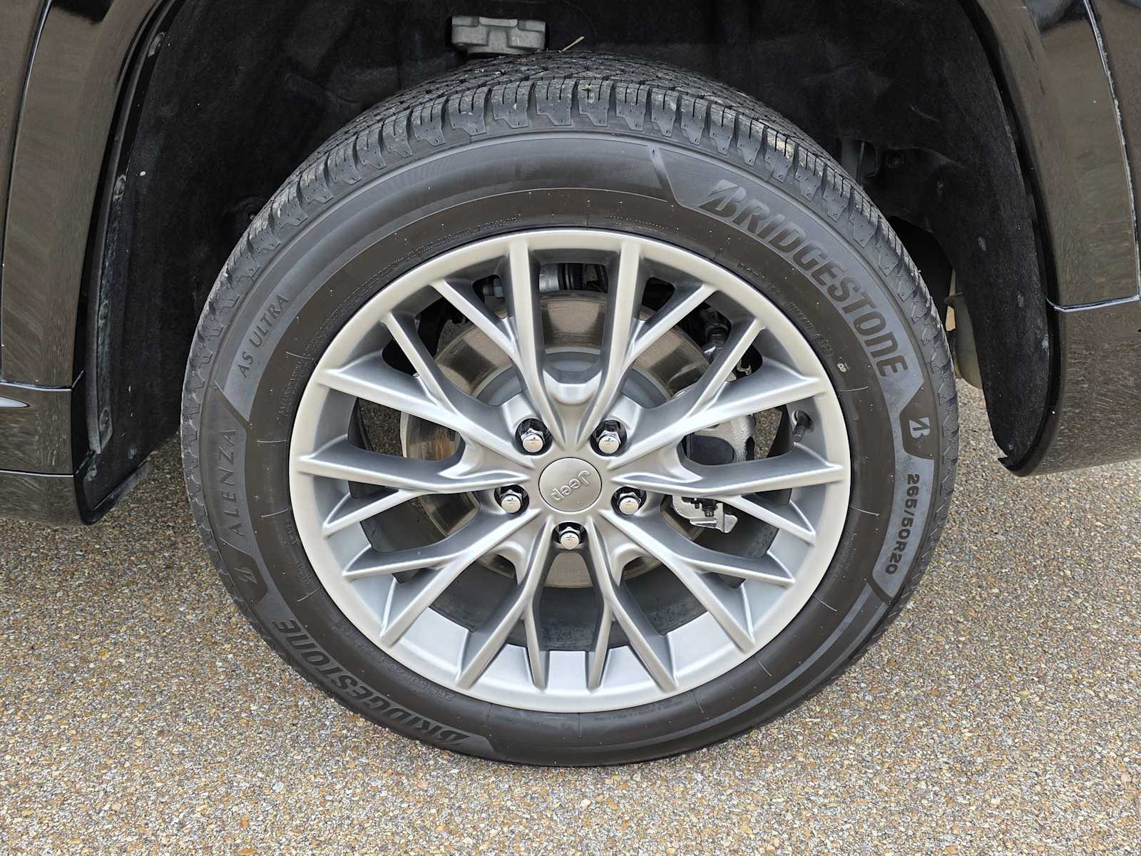 Thumbnail: 2022 Jeep Grand Cherokee L - 17