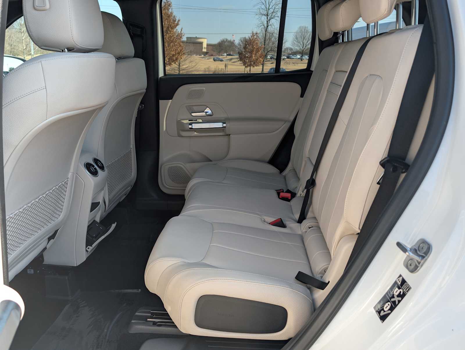 Thumbnail: 2026 Mercedes-Benz GLB - 23