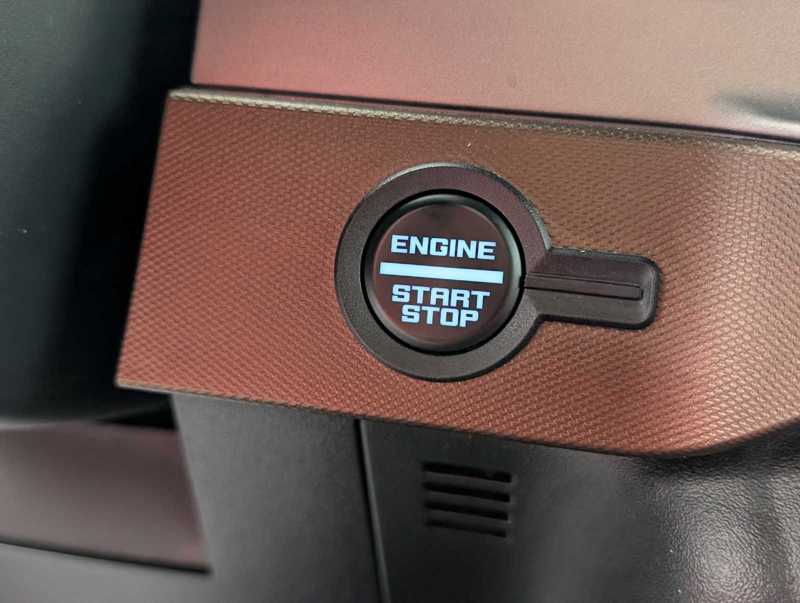 Thumbnail: 2023 Ford Bronco - 24