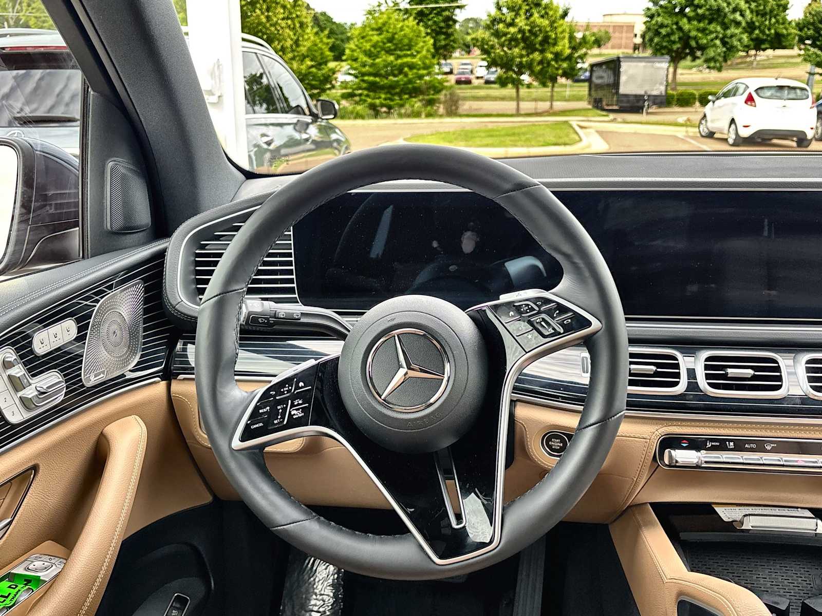 Thumbnail: 2026 Mercedes-Benz GLE - 21