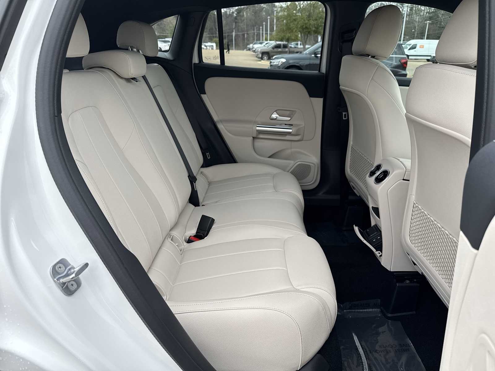 Thumbnail: 2026 Mercedes-Benz GLA - 18