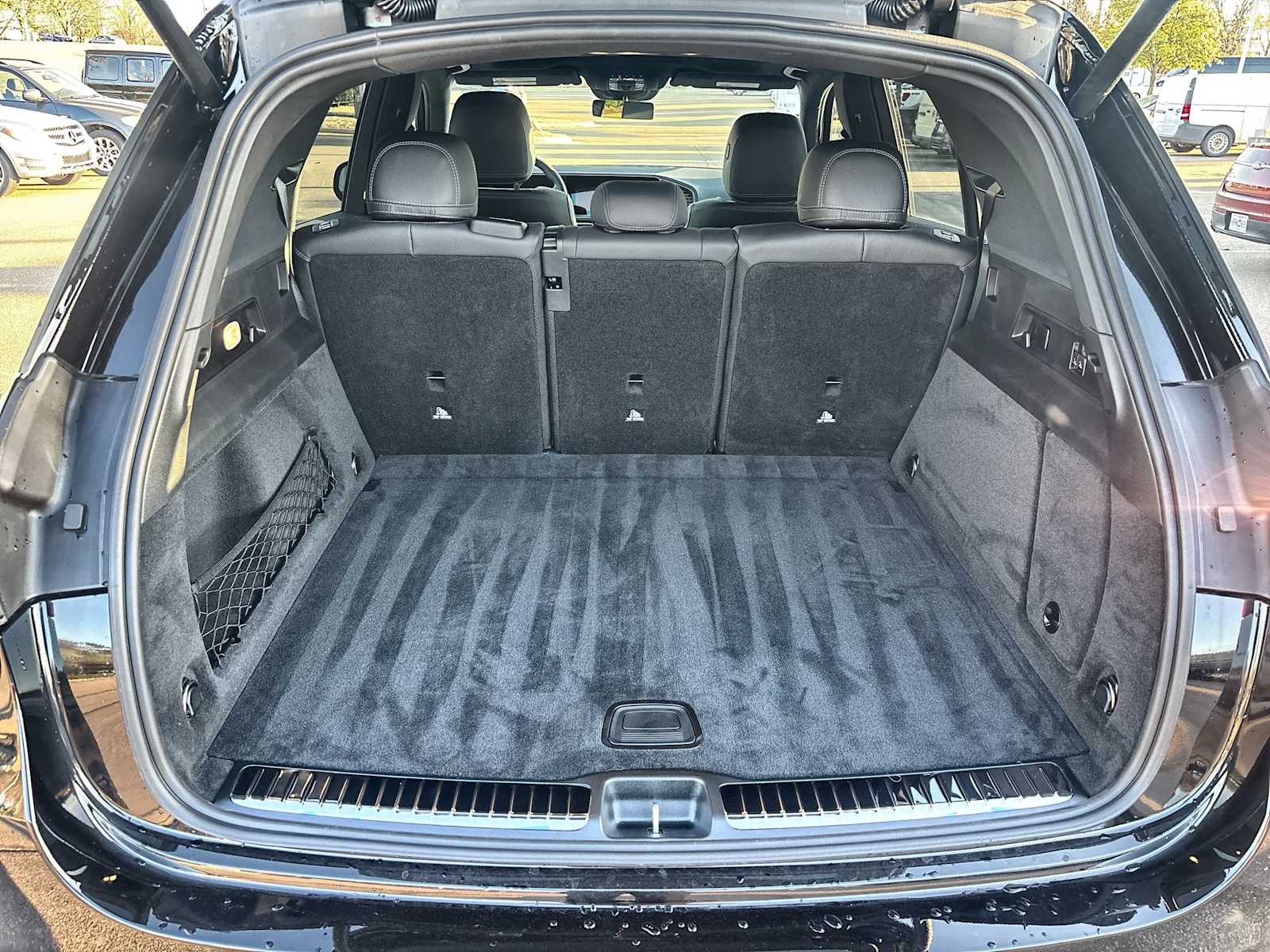 Thumbnail: 2026 Mercedes-Benz GLE - 15