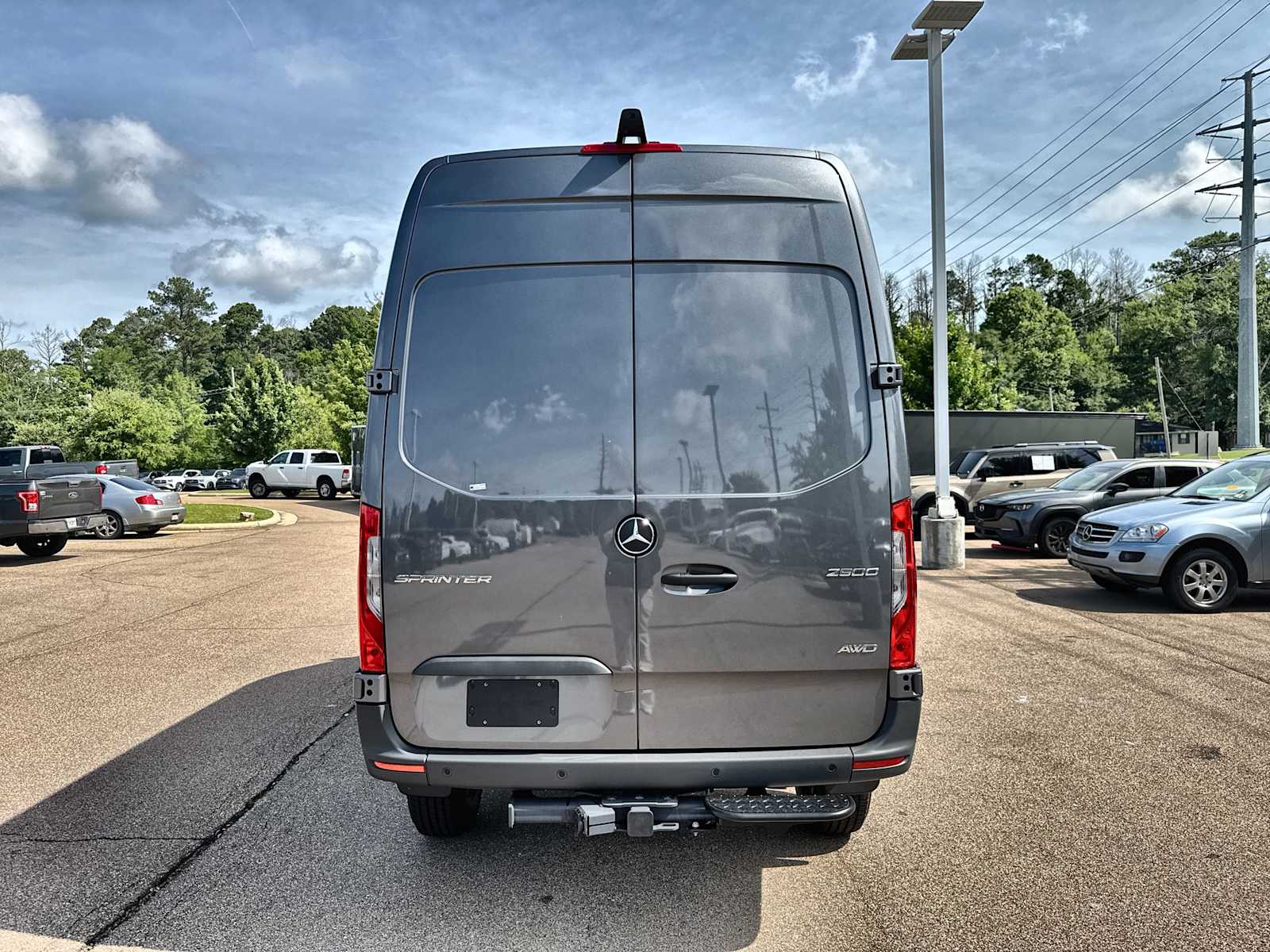 Thumbnail: 2026 Mercedes-Benz Sprinter - 6