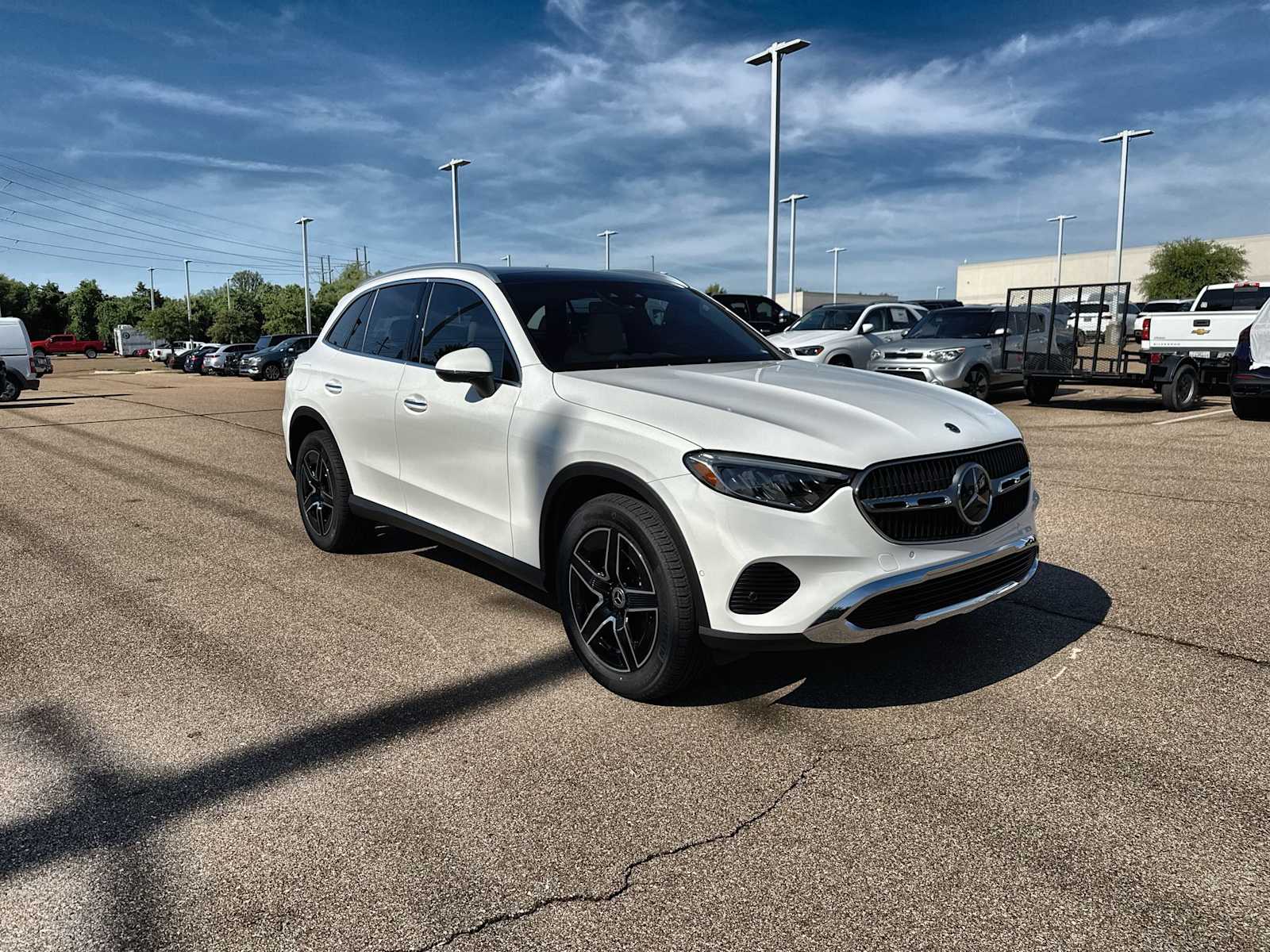 Thumbnail: 2026 Mercedes-Benz GLC - 11