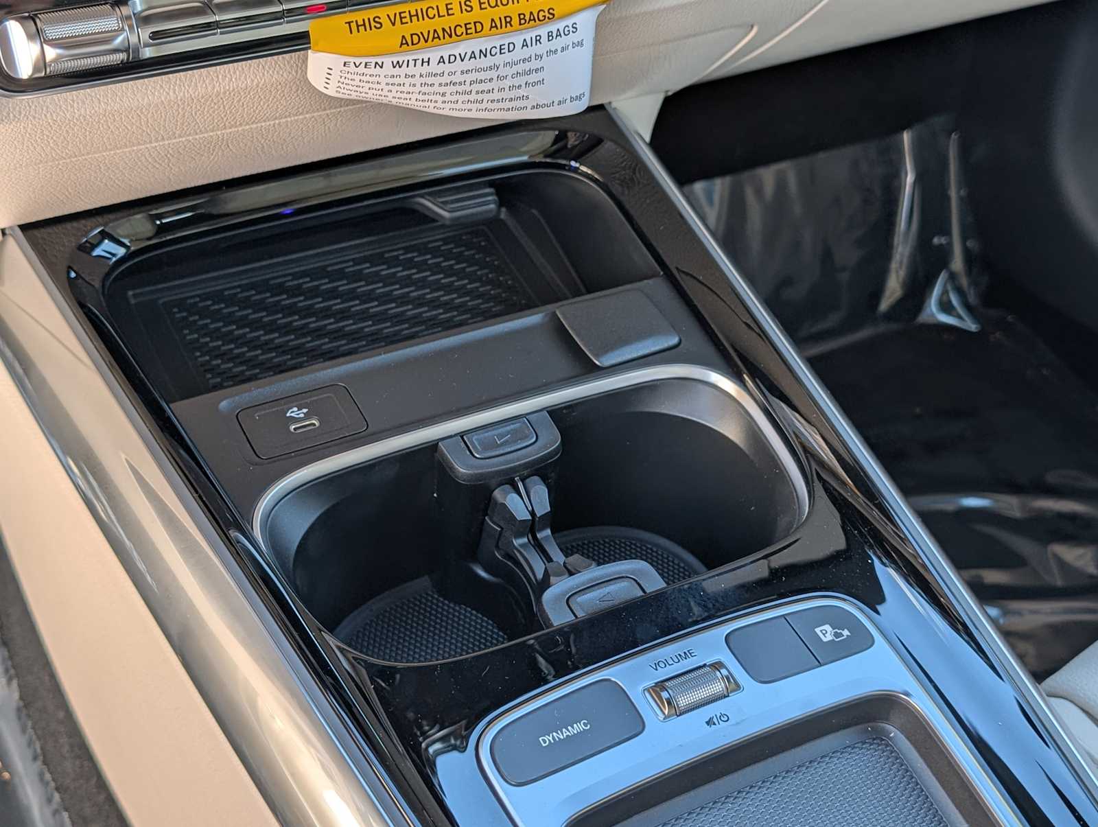 Thumbnail: 2026 Mercedes-Benz GLA - 12