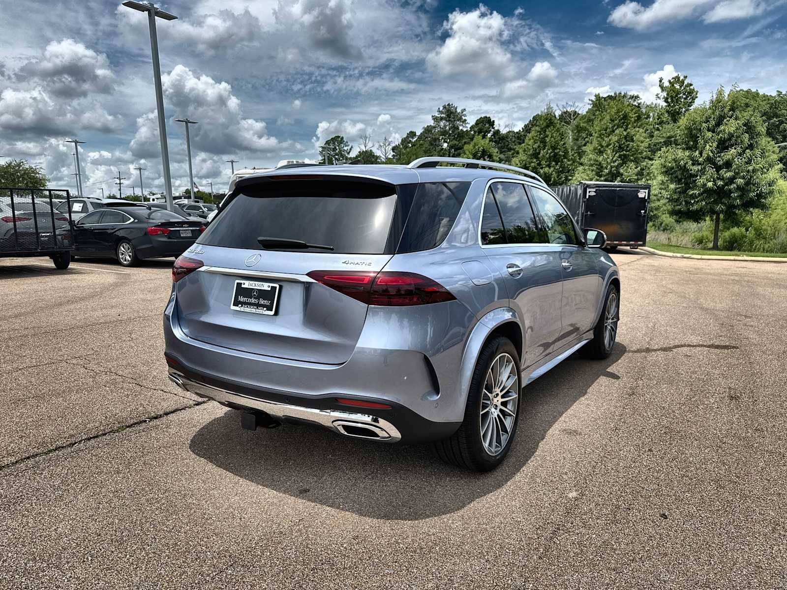 Thumbnail: 2026 Mercedes-Benz GLE - 8