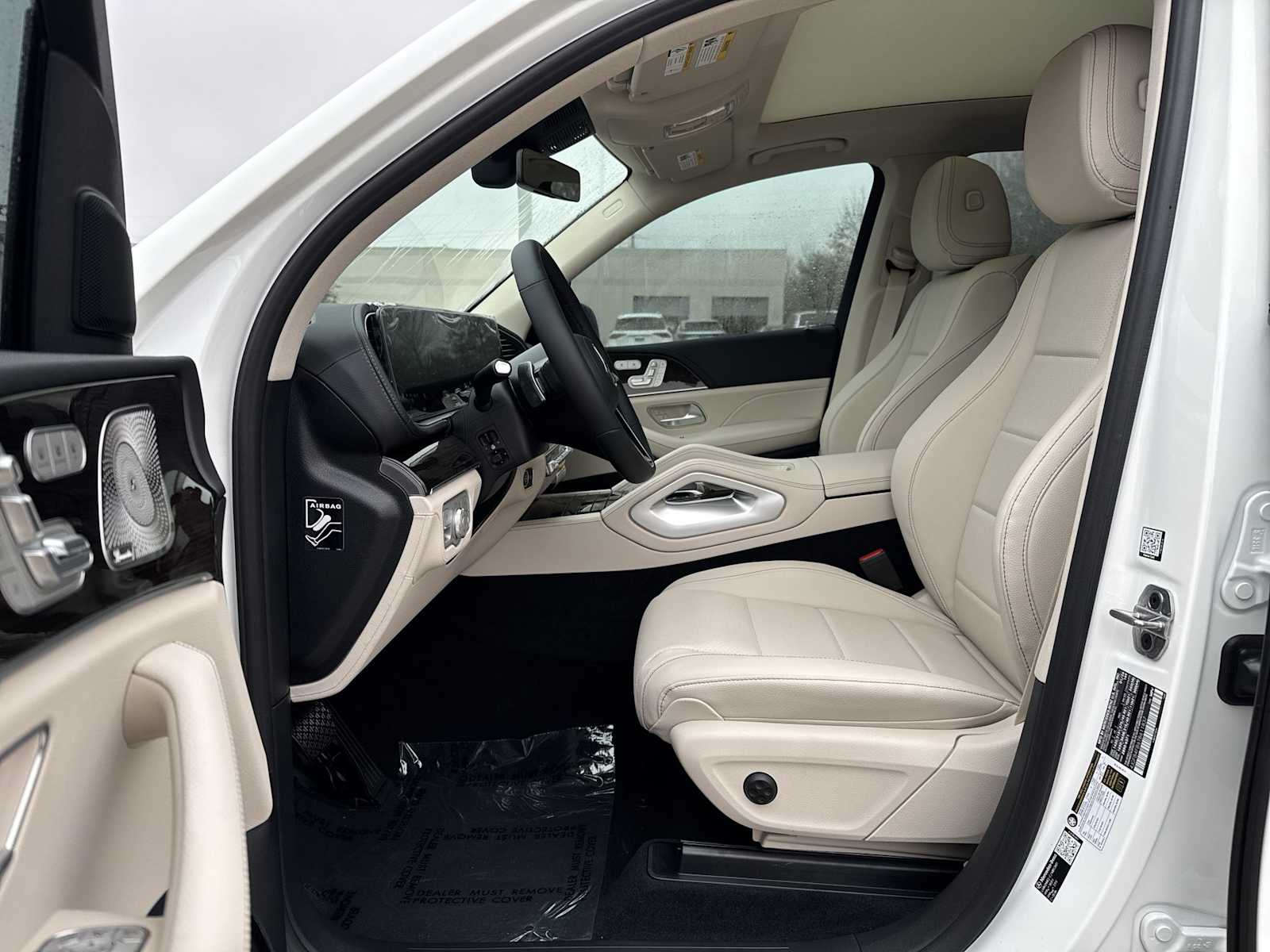 Thumbnail: 2026 Mercedes-Benz GLE - 2