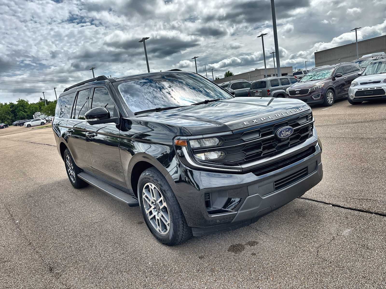 Thumbnail: 2025 Ford Expedition MAX - 11