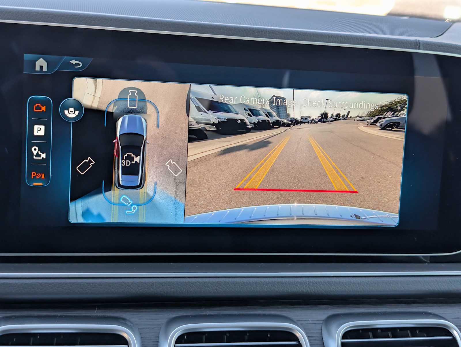 Thumbnail: 2026 Mercedes-Benz GLE - 16