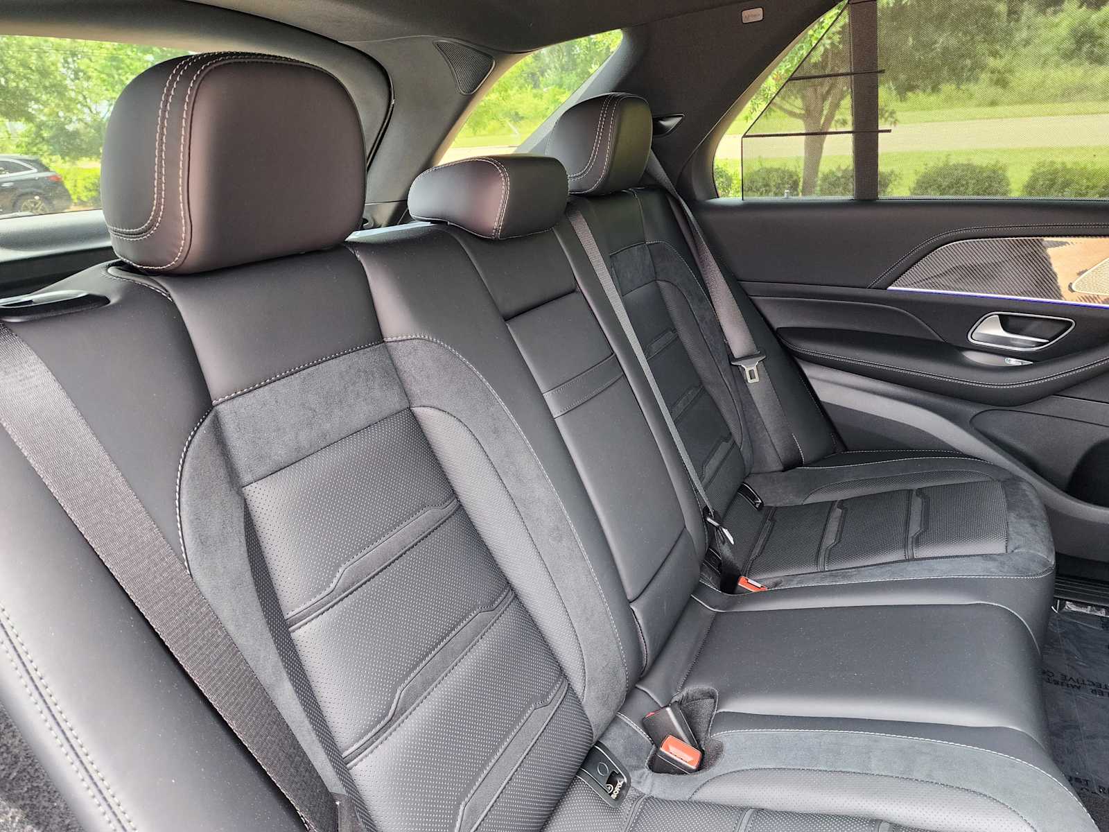 Thumbnail: 2025 Mercedes-Benz GLE - 23