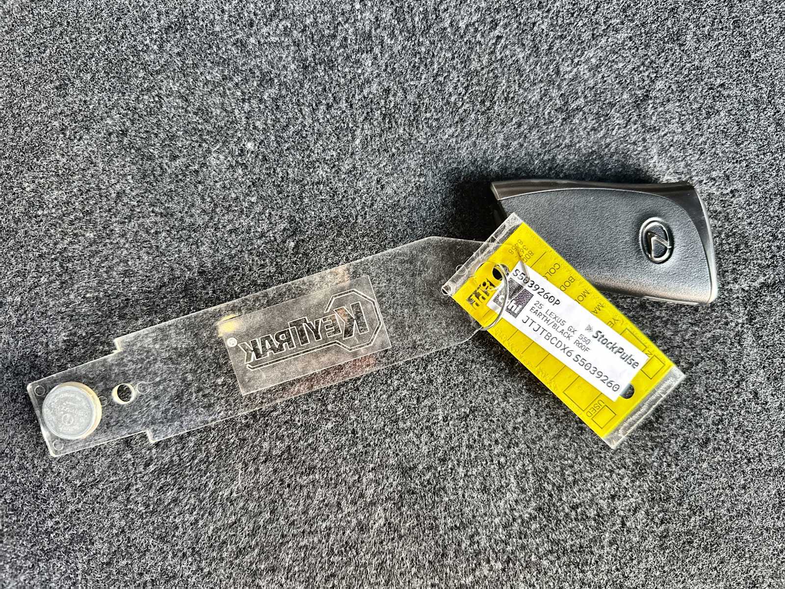 Thumbnail: 2025 Lexus GX - 26