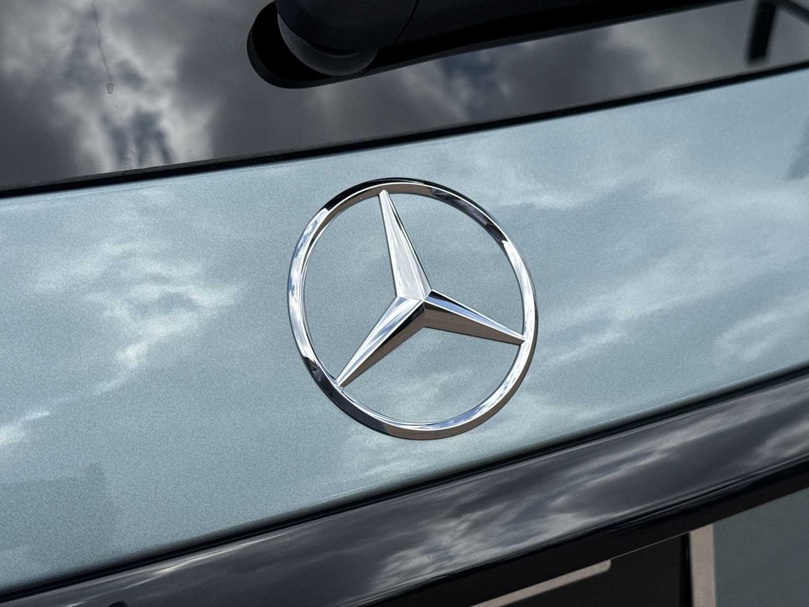 Thumbnail: 2026 Mercedes-Benz GLC - 10