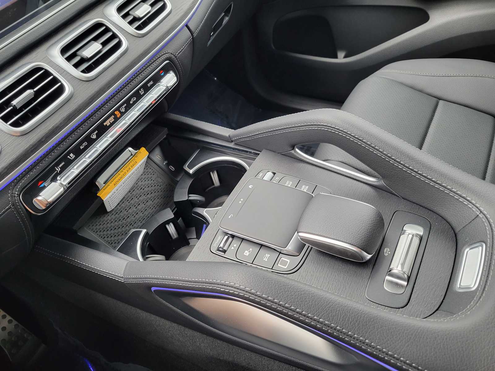 Thumbnail: 2025 Mercedes-Benz GLS - 17