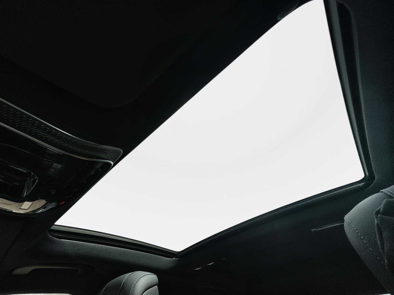 Thumbnail: 2023 Mercedes-Benz S-Class - 28