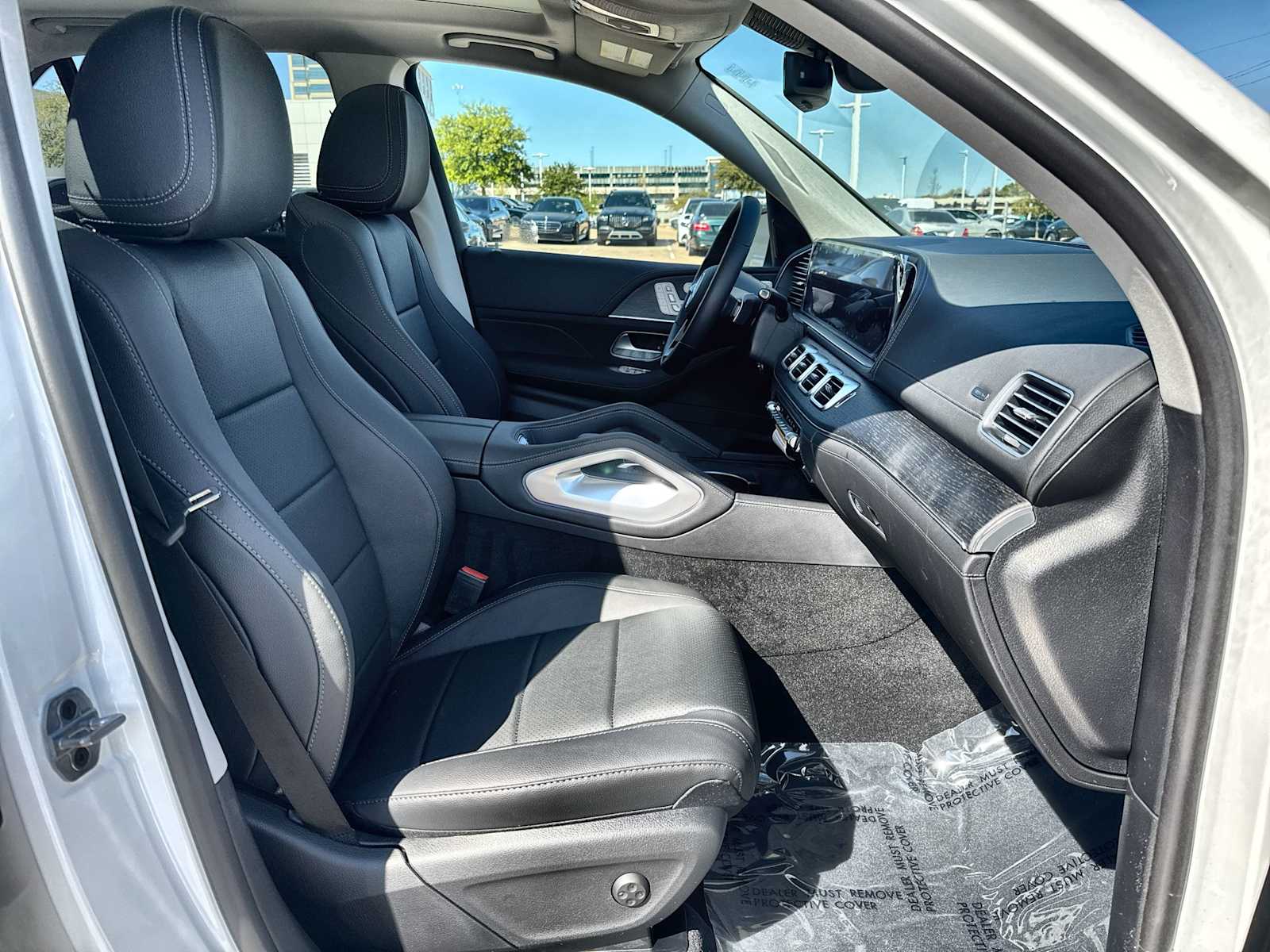 Thumbnail: 2026 Mercedes-Benz GLE - 9