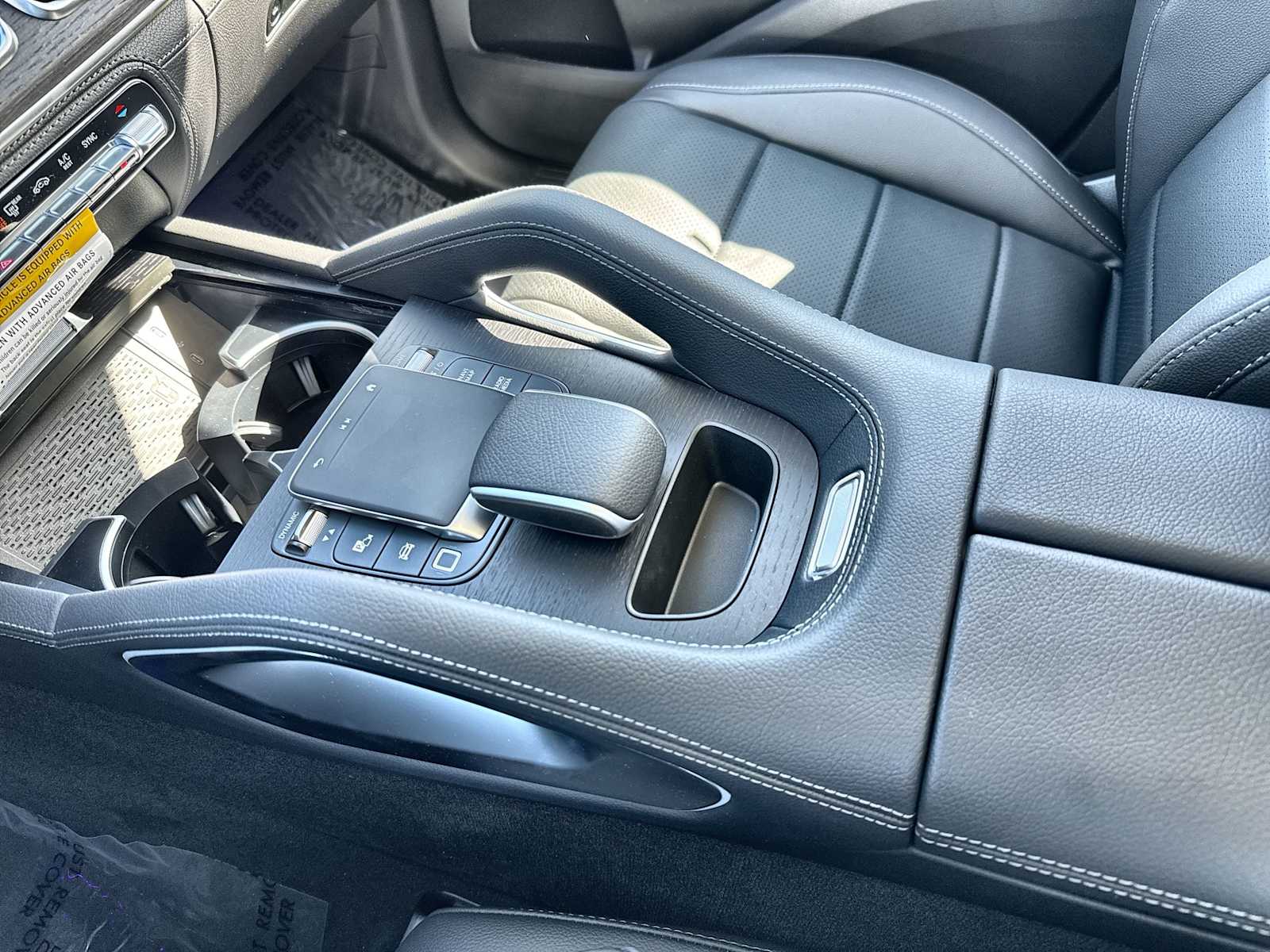 Thumbnail: 2026 Mercedes-Benz GLE - 22