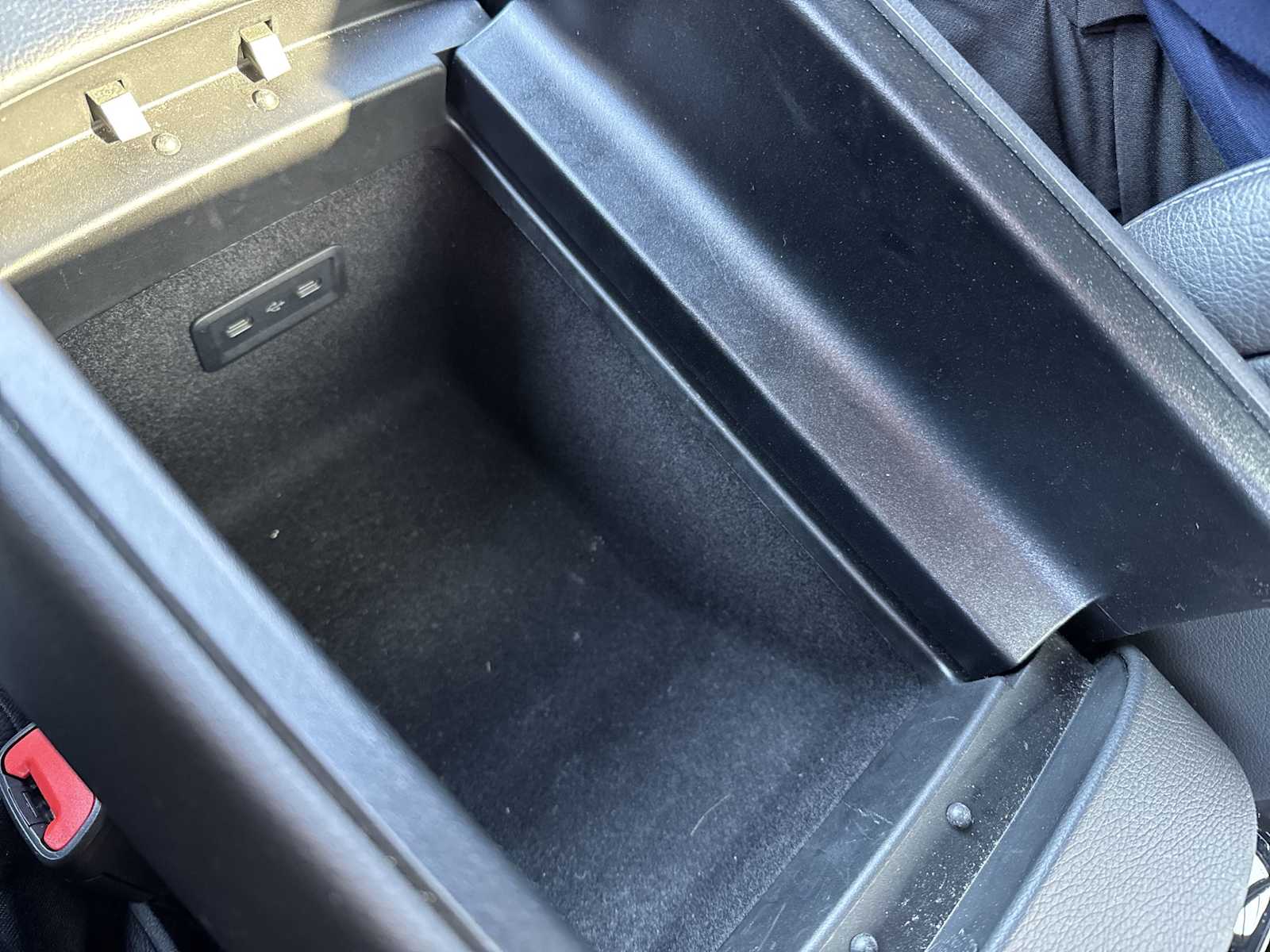 Thumbnail: 2022 Mercedes-Benz S-Class - 28