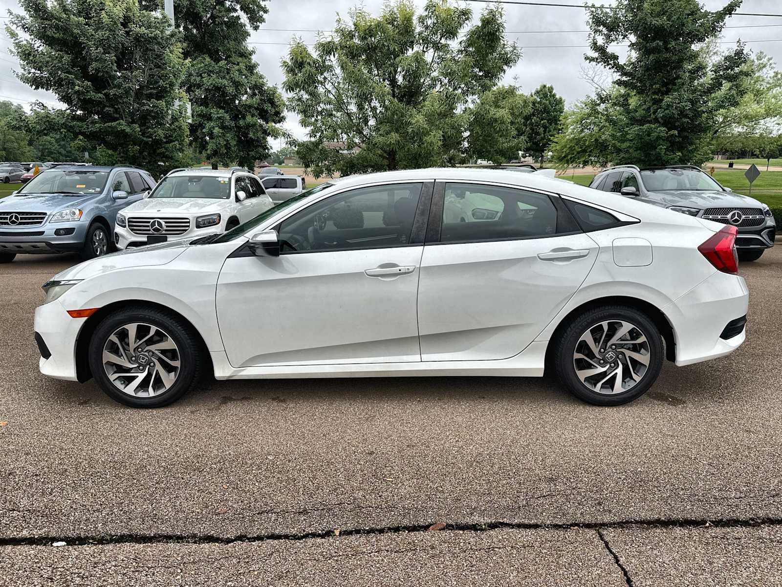 Thumbnail: 2017 Honda Civic - 5