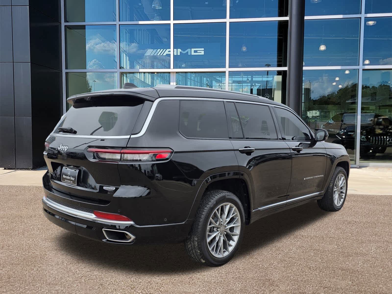 Thumbnail: 2022 Jeep Grand Cherokee L - 15