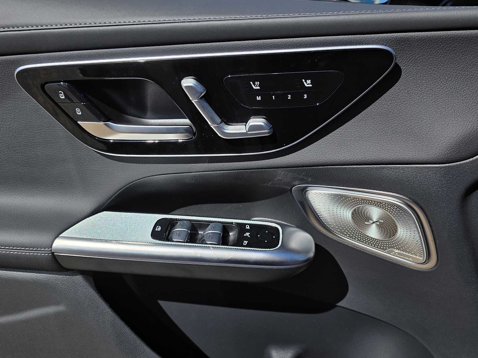 Thumbnail: 2026 Mercedes-Benz GLC - 16