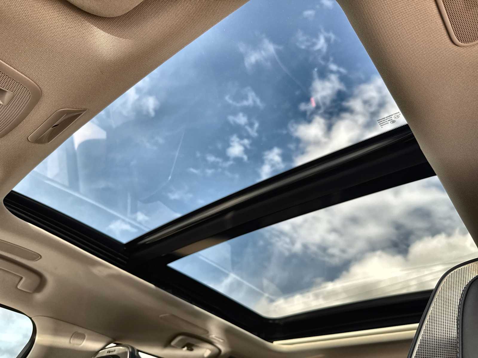 Thumbnail: 2025 INFINITI QX80 - 28