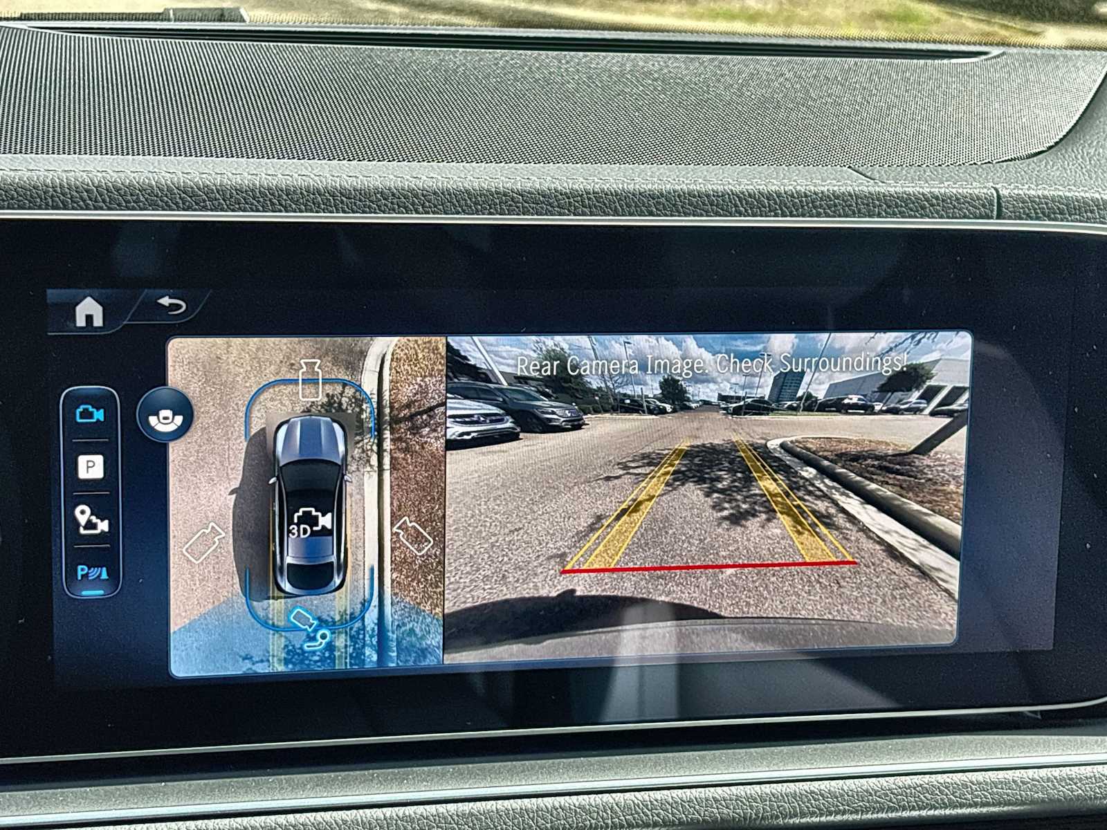 Thumbnail: 2026 Mercedes-Benz GLE - 27